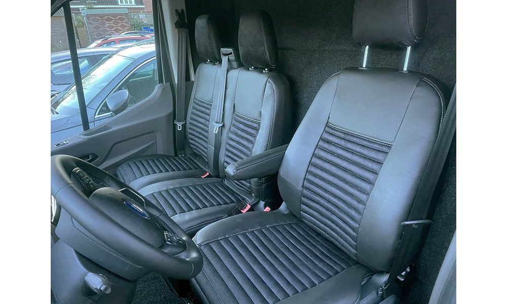 Pasvorm stoelhoezen set (stoel en duobank) Ford Transit 2014-heden - Exclusive design kunst leer met alcantara zwart Pasvorm stoelhoezen set (stoel en duobank) Ford Transit 2014-heden - Exclusive design kunst leer met alcantara zwart