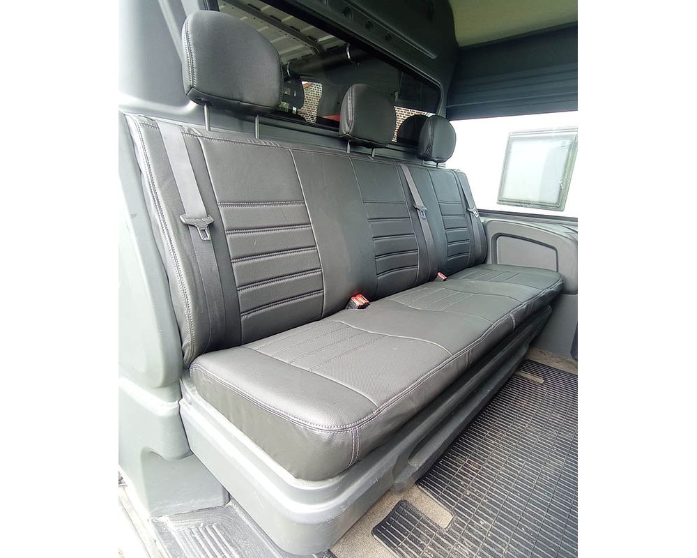 Pasvorm autostoelhoes voor achterbank (3 zits) dubbel cabine Snoeks type 3 (1 zitting en 1 rugleuning - breedte 164cm) - Kunstleer zwart Pasvorm autostoelhoes voor achterbank (3 zits) dubbel cabine Snoeks type 3 (1 zitting en 1 rugleuning - breedte 164cm) - Kunstleer zwart